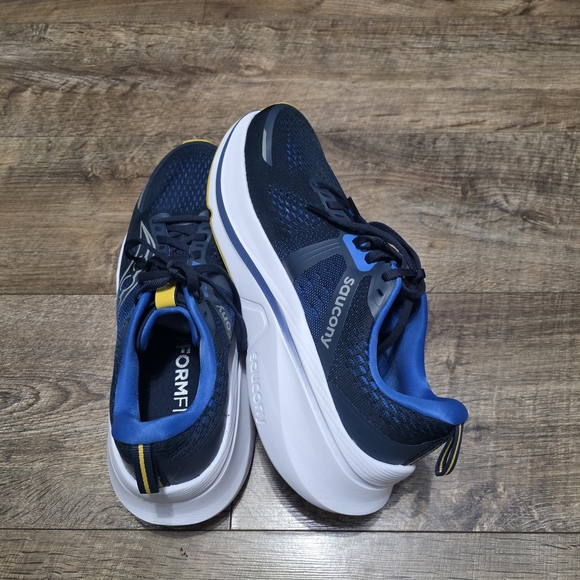 Saucony Guide Formfit Sneaker Men Size 10